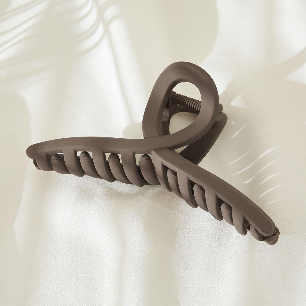 Criss Cross Matte Hair Claw
