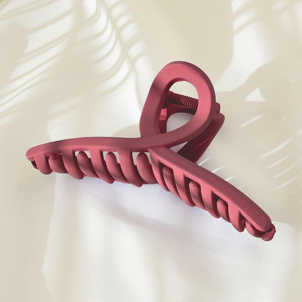 Criss Cross Matte Hair Claw